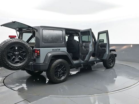 Used 2014 Jeep Wrangler Unlimited Sport image 27