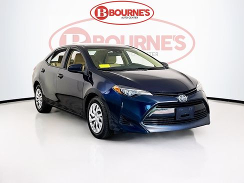 Used 2019 Toyota Corolla LE FWD image 1