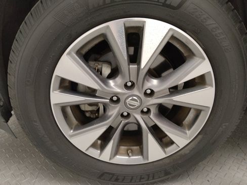 Used 2017 Nissan Murano S w/ Navigation Package image 31