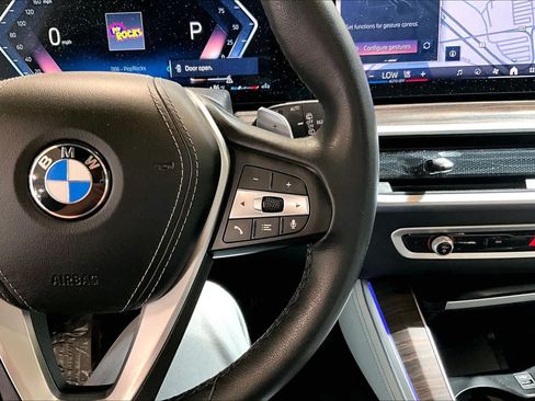Used 2024 BMW X5 xDrive40i w/ Premium Package AWD/4WD image 24
