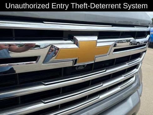 Certified 2024 Chevrolet Silverado 2500 High Country w/ Technology Package AWD/4WD image 28