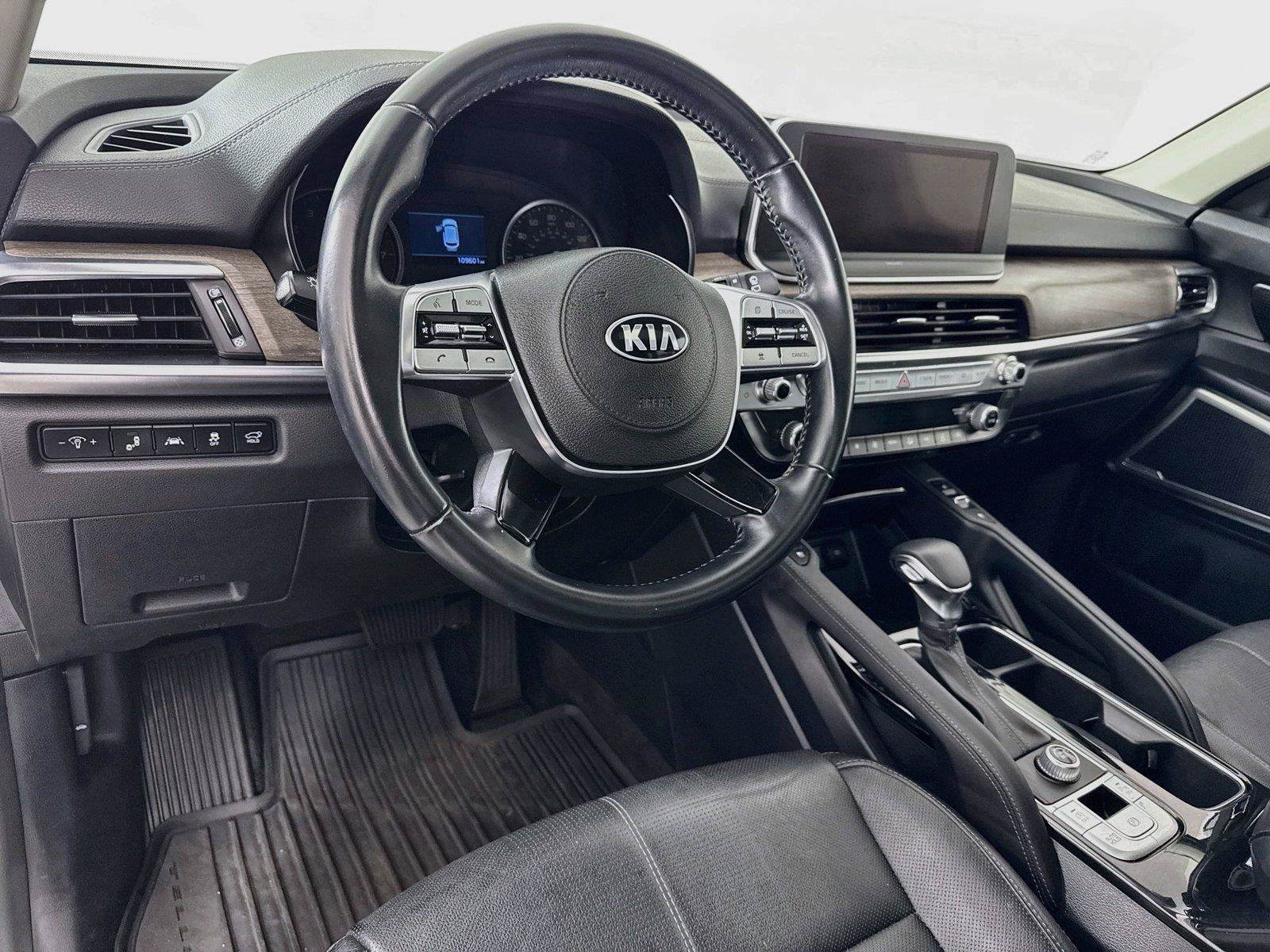 Used 2020 Kia Telluride EX w/ EX Premium Package FWD image 4