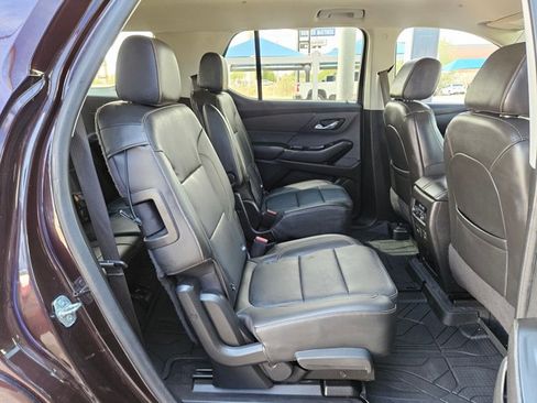 Used 2020 Chevrolet Traverse Premier image 20