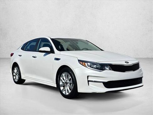 Used 2016 Kia Optima LX image 4