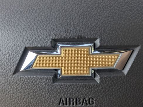 Used 2025 Chevrolet Tahoe LT image 33