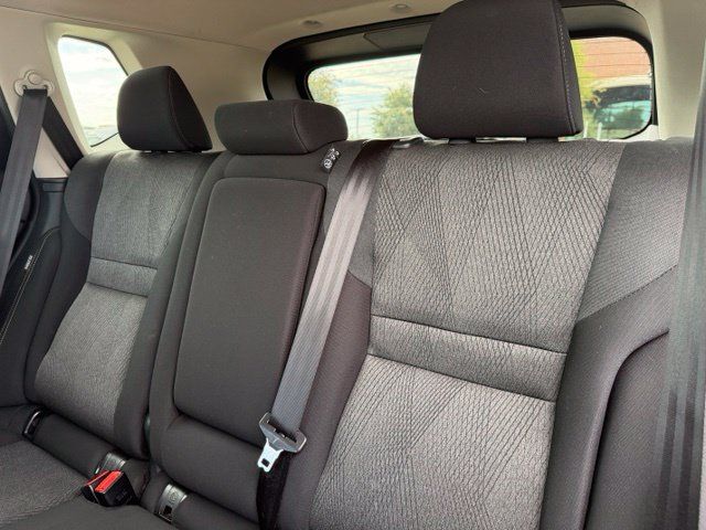 Used 2025 Nissan Rogue SV AWD/4WD image 21