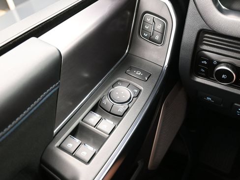 Used 2026 Ford F250 Platinum AWD/4WD image 25