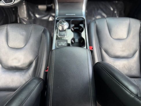 Used 2019 Ford Edge Titanium w/ Equipment Group 301A FWD image 46