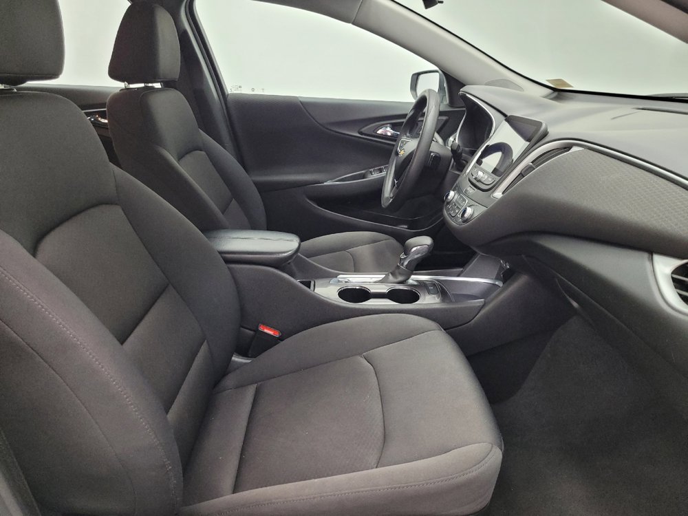 Used 2022 Chevrolet Malibu LT FWD image 21