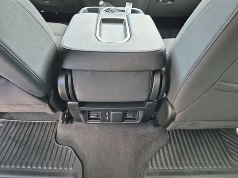 Used 2024 GMC Sierra 1500 Elevation RWD image 34
