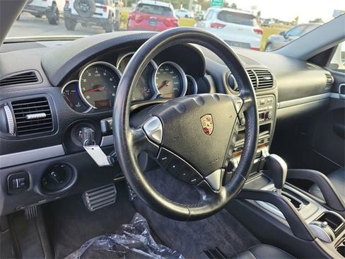 Used 2006 Porsche Cayenne S image 17
