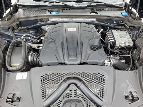 Used 2021 Porsche Macan S image 29