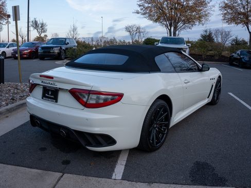 Used 2013 Maserati GranTurismo Sport image 5