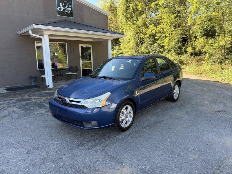 Used 2008 Ford Focus SE FWD image 1