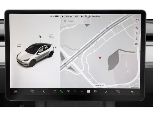 Used 2022 Tesla Model Y Performance AWD/4WD image 11