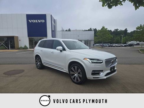 Used 2025 Volvo XC90 T8 Ultra w/ Protection Package Premier image 1