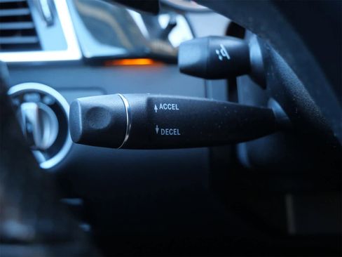 Used 2019 Mercedes-Benz GLS 450 4MATIC image 31