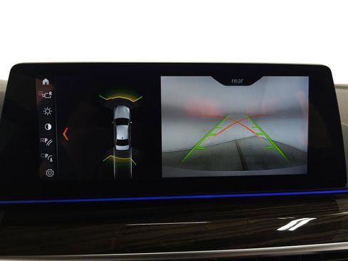 Used 2018 BMW 530i xDrive w/ Premium Package image 23