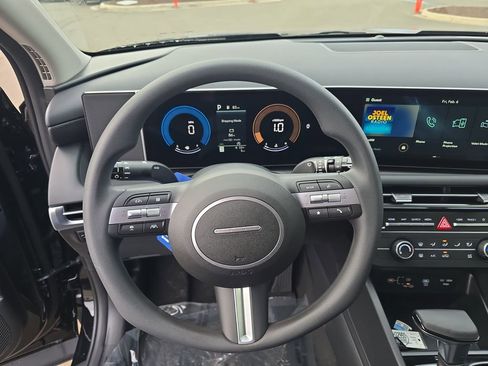 New 2026 Hyundai Tucson SE image 17