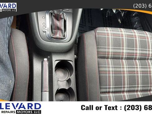 Used 2013 Volkswagen Golf 4-Door FWD image 16