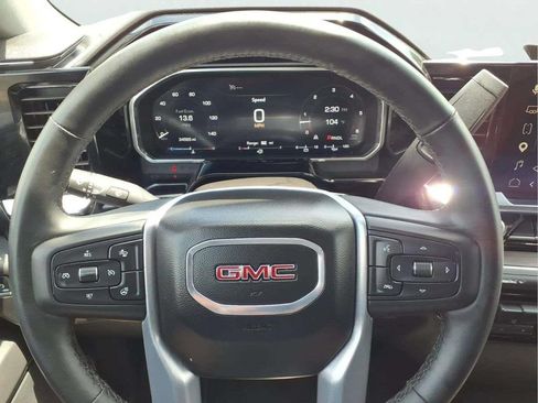 Used 2026 GMC Sierra 1500 SLT RWD image 15