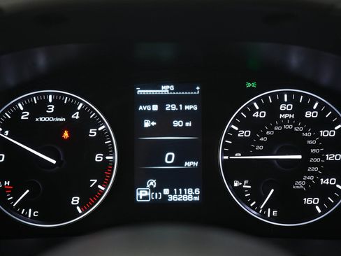 Used 2024 Subaru Crosstrek 2.0i Premium AWD/4WD image 18
