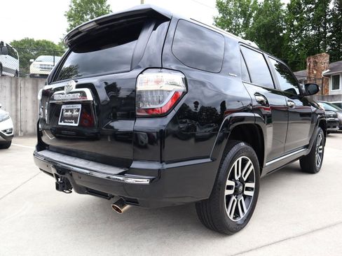 Used 2016 Toyota 4Runner Limited AWD/4WD image 7