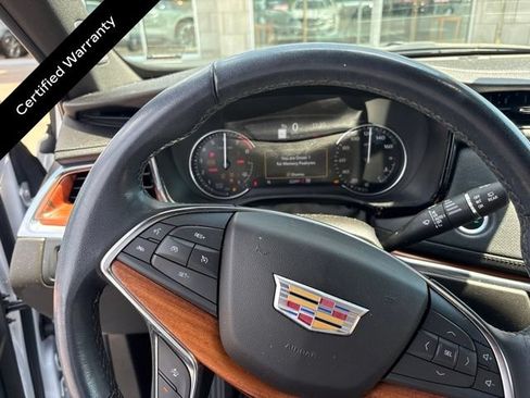 Certified 2024 Cadillac XT5 Premium Luxury AWD/4WD image 8