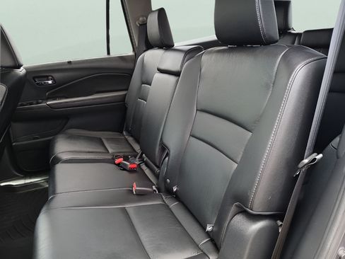 Used 2021 Honda Pilot Special Edition image 14