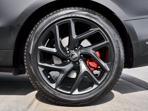 Used 2025 Land Rover Range Rover Sport Dynamic SE image 34