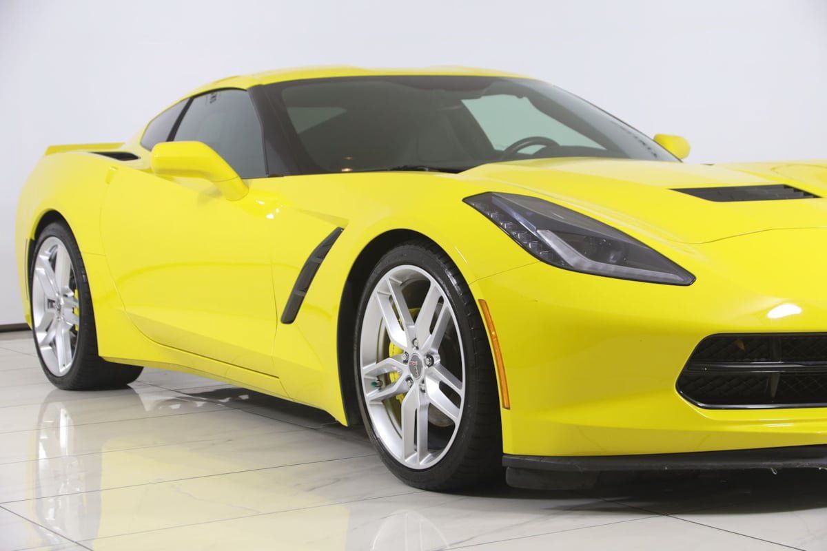 Used 2015 Chevrolet Corvette Stingray Coupe w/ ZF1 Appearance Package RWD image 38