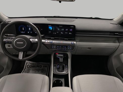 Certified 2024 Hyundai Kona SEL AWD/4WD image 20