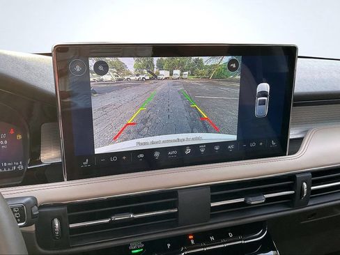 Used 2023 Lincoln Corsair FWD image 16