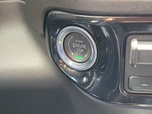 Used 2026 Chevrolet Silverado 2500 LT w/ All Star Edition AWD/4WD image 12