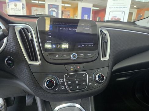 Used 2023 Chevrolet Malibu LT FWD image 20