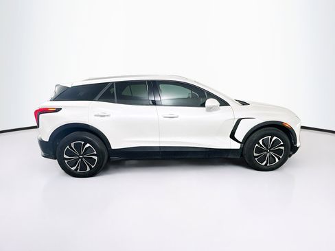 Used 2024 Chevrolet Blazer EV LT AWD/4WD image 10