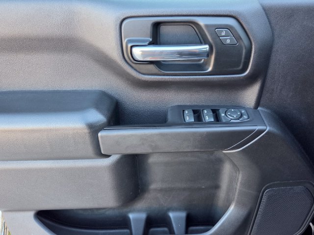 Used 2019 Chevrolet Silverado 1500 Custom Trail Boss AWD/4WD image 17
