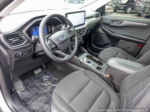 Certified 2024 Ford Escape Active w/ Tech Pack #1 image 10