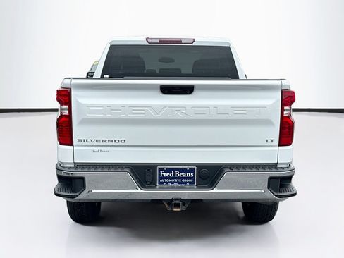 Used 2023 Chevrolet Silverado 1500 LT AWD/4WD image 7