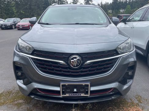 Used 2022 Buick Encore GX Select w/ Sport Touring Package FWD image 2