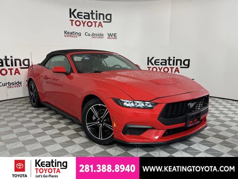 Used 2025 Ford Mustang Premium RWD image 2