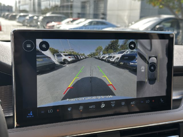 Certified 2023 Lincoln Corsair AWD w/ Equipment Group 101A image 22