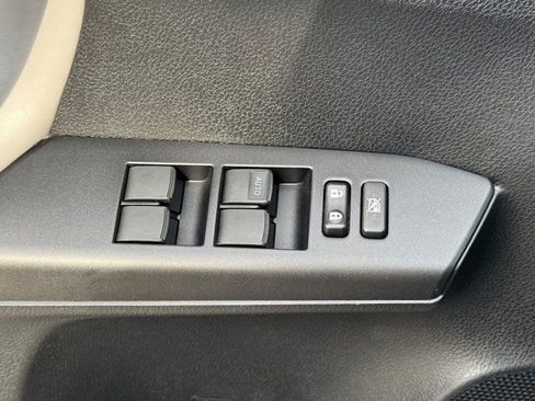 Used 2017 Toyota RAV4 XLE w/ Plus Extra Value Package image 31