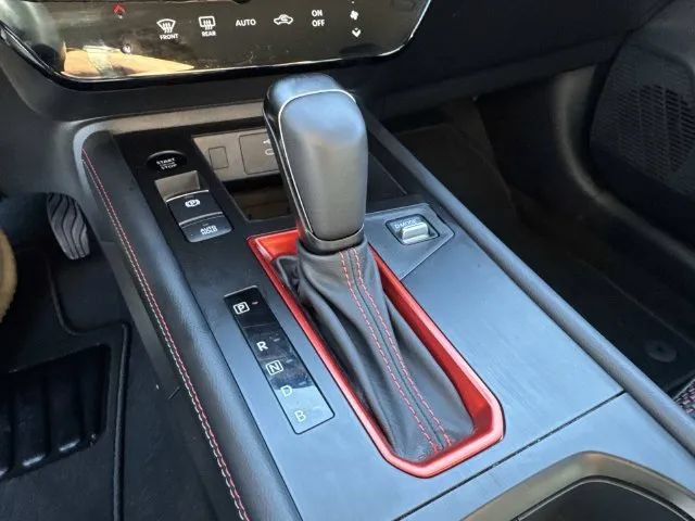 Certified 2025 Nissan Kicks SR FWD image 39