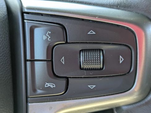 Used 2021 Chevrolet Silverado 1500 LT image 20