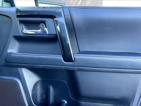 Used 2020 Toyota 4Runner TRD Off-Road Premium w/ Moonroof Package image 21