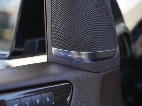 Used 2019 Mercedes-Benz GLS 450 4MATIC image 26