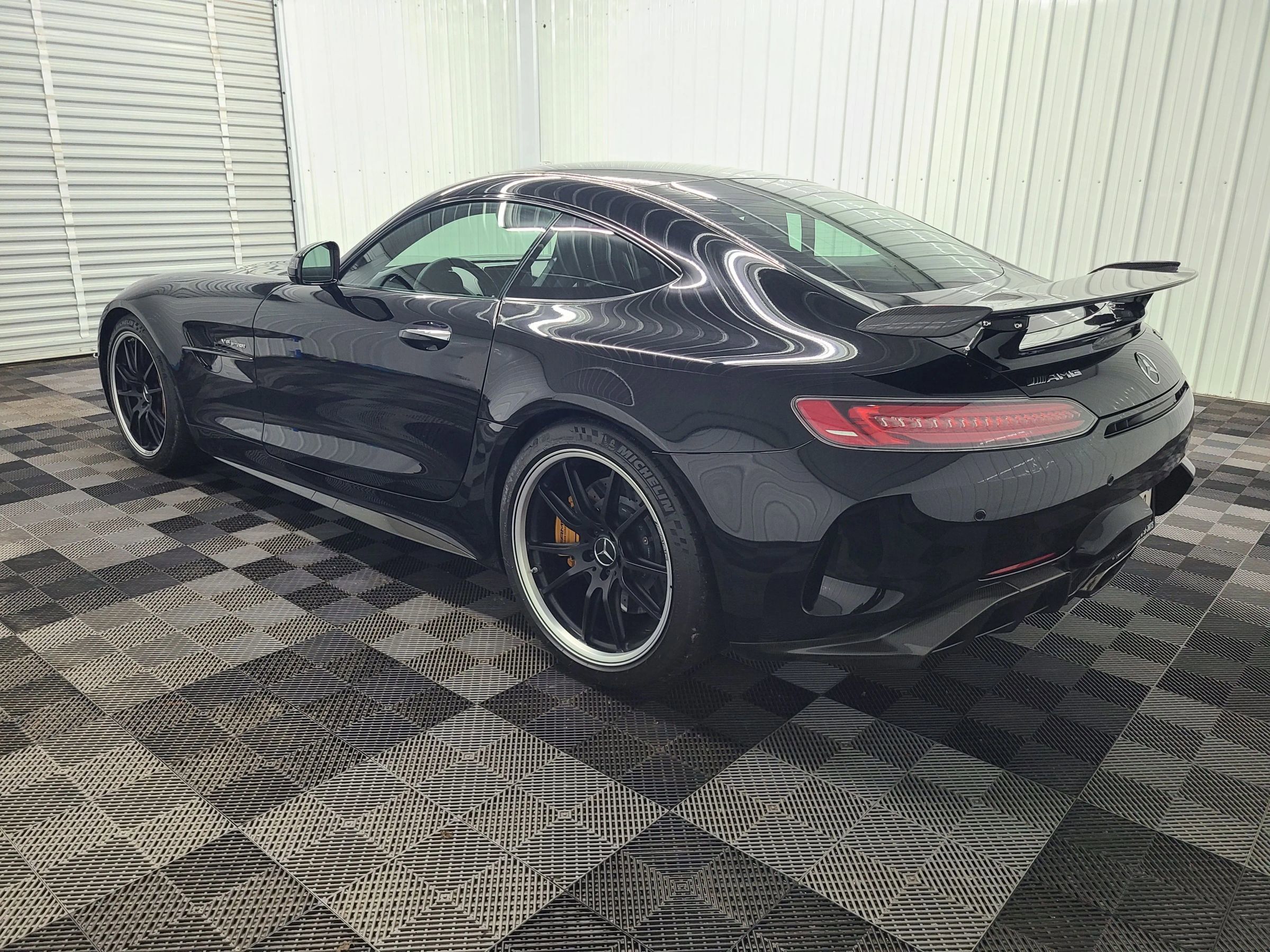 Used 2019 Mercedes-Benz AMG GT R image 15