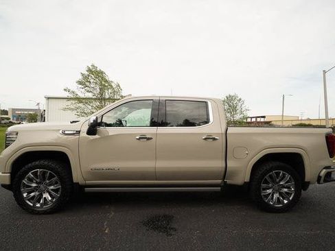 New 2026 GMC Sierra 1500 Denali w/ Denali Reserve Package AWD/4WD image 6