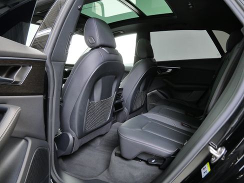 Used 2023 Audi Q8 Premium Plus w/ Premium Plus Package AWD/4WD image 16